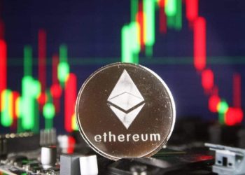 Expert Predicts Ethereum Crash Below $2K as Tom Lee’s BitMine ETH Unrealized Loss Hits $6B